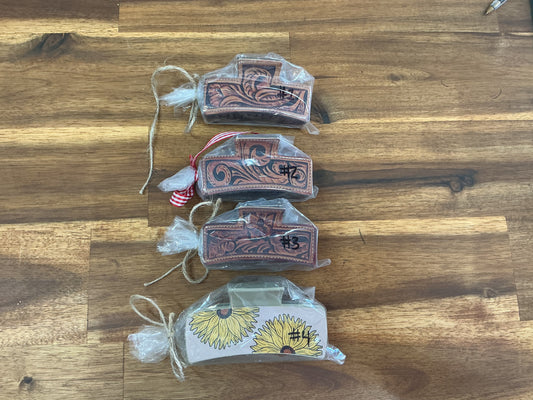 Claw clips