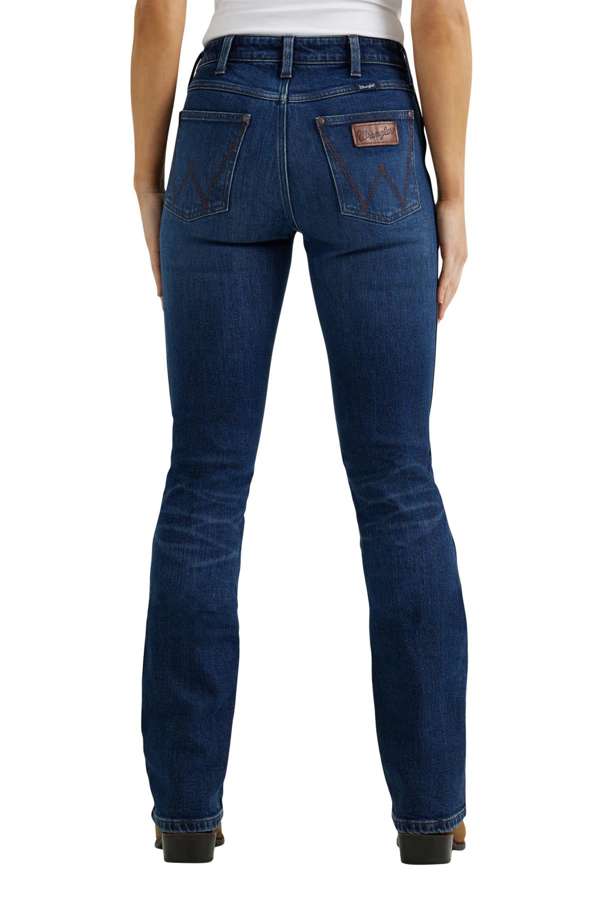 WRANGLER - WOMEN'S RETRO HIGH RISE BOOT CUT JEAN - BAILEY 34 leg